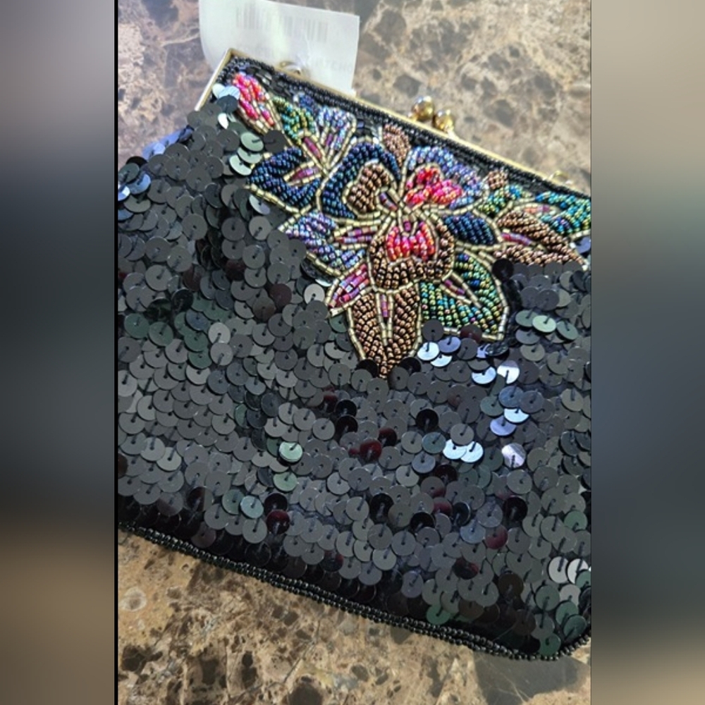 Vintage La Regale Beaded Floral Clutch Bag (No Chain)